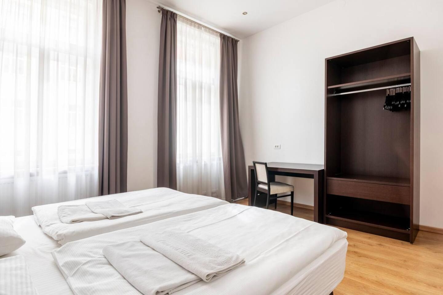 Place Of Grace - 50 Meters From Dancing House Praha Rom bilde