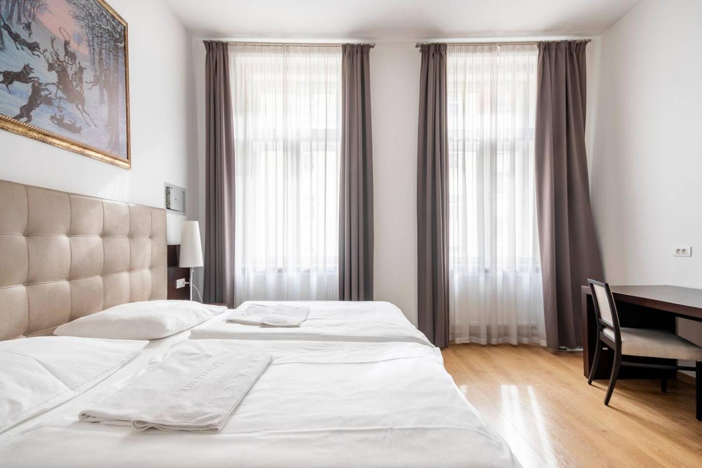 Place Of Grace - 50 Meters From Dancing House Praha Rom bilde
